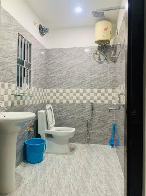 グワーハーティーWhite Orchid, Unique & Stylish, Executive 2Bhk.アパートメント エクステリア 写真